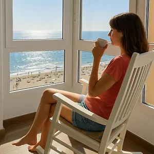https://skyline-beach-apartment-with-breathtaking-views-and-more.hotelsincadiz.net